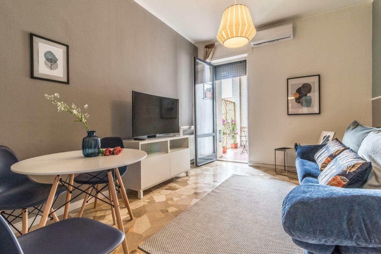 Joivy Modern 1-Bed Flat With Balcony In Portello Мілан Екстер'єр фото